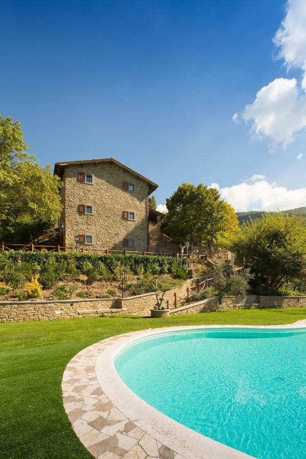 Il Castello Di Rigutinelli Villa อาเรซโซ ภายนอก รูปภาพ