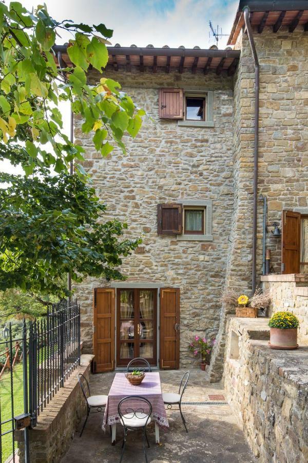Il Castello Di Rigutinelli Villa อาเรซโซ ภายนอก รูปภาพ