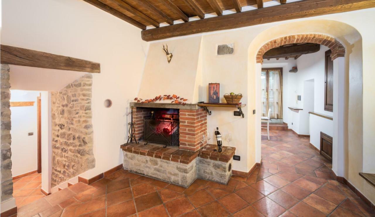 Il Castello Di Rigutinelli Villa อาเรซโซ ภายนอก รูปภาพ